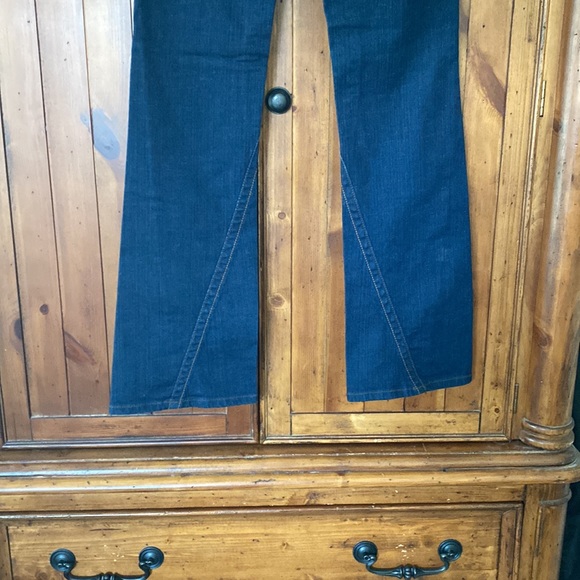 Sneak Peek low rise, wide legs Jean dark color - Picture 4 of 14